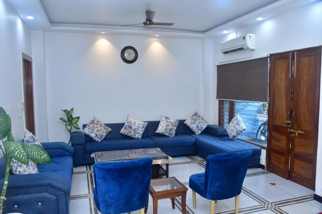 Shreshth Home Stay - Best Family Accommodation - 3Km From Har Ki Pauri, Haridwar, Uttarakhand Extérieur photo