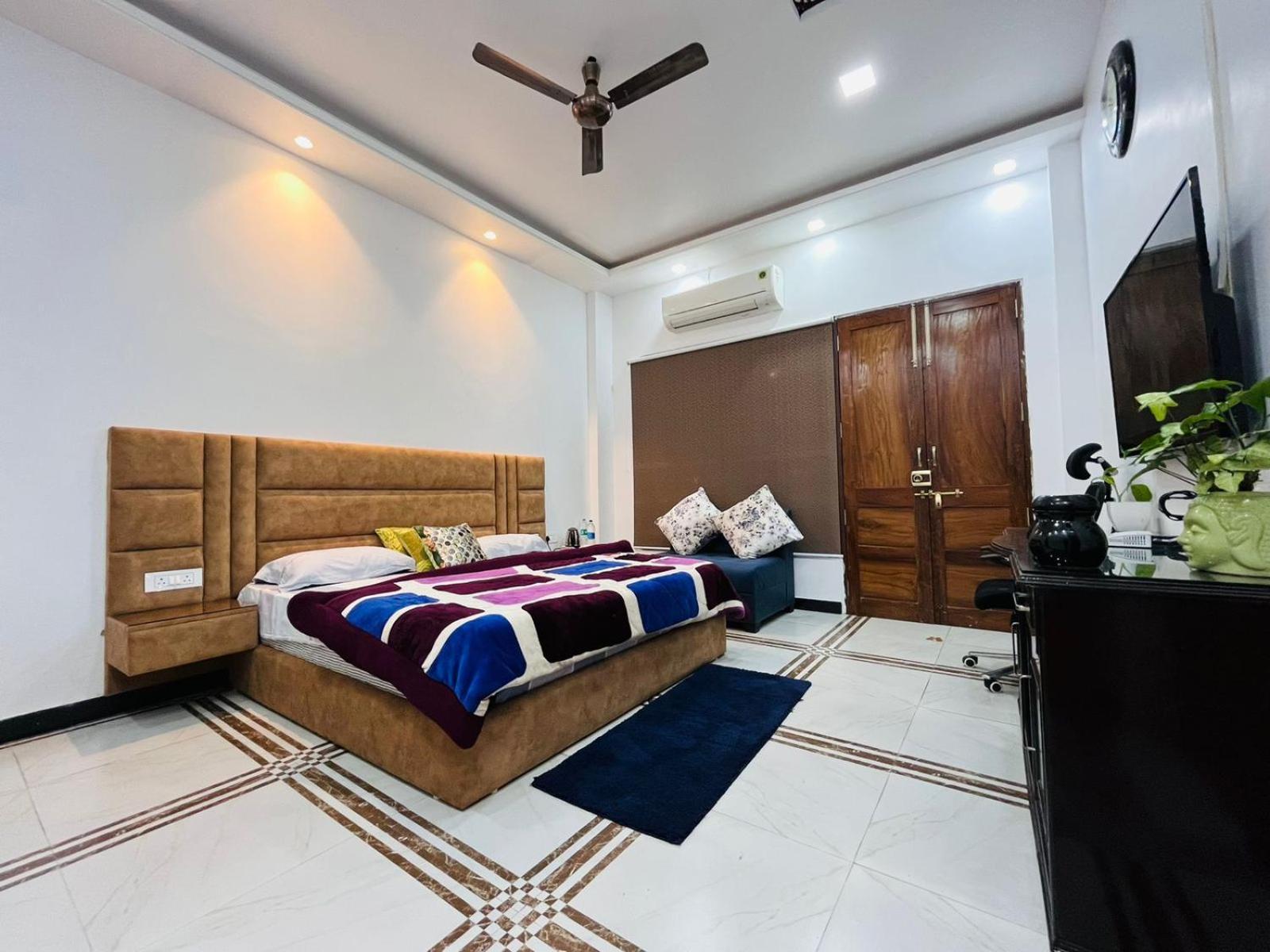 Shreshth Home Stay - Best Family Accommodation - 3Km From Har Ki Pauri, Haridwar, Uttarakhand Extérieur photo