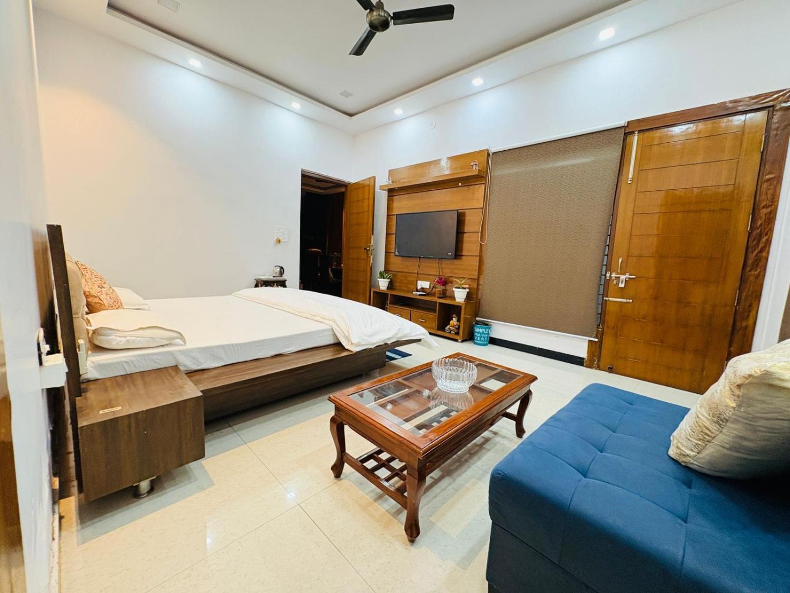 Shreshth Home Stay - Best Family Accommodation - 3Km From Har Ki Pauri, Haridwar, Uttarakhand Extérieur photo