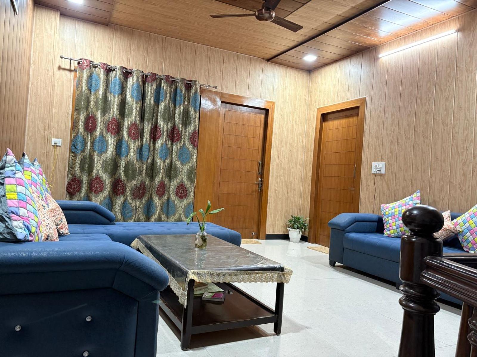 Shreshth Home Stay - Best Family Accommodation - 3Km From Har Ki Pauri, Haridwar, Uttarakhand Extérieur photo